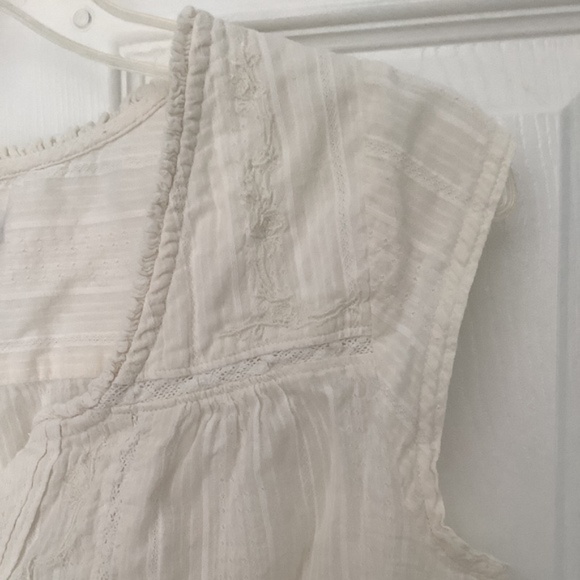 Natural Reflections White Embroidered Cap Sleeve Button Down Shirt S PRE-OWNED - Picture 4 of 10